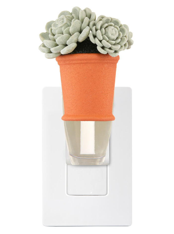 Succulent Plant Trio Home Fragrance/Home & Car Air fresheners/Wallflowers plugs Bath & Body Works