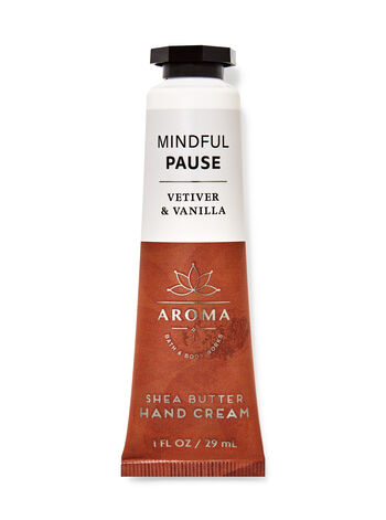 Vetiver Vanilla prodotti per il corpo idratanti corpo cura mani e piedi Bath & Body Works1