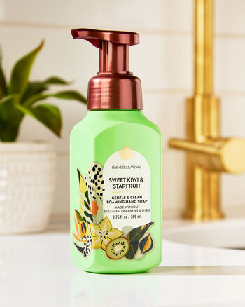 Sweet Kiwi & Starfruit Hand Soaps & Sanitizers/Hand soaps/Foam soaps Bath & Body Works5