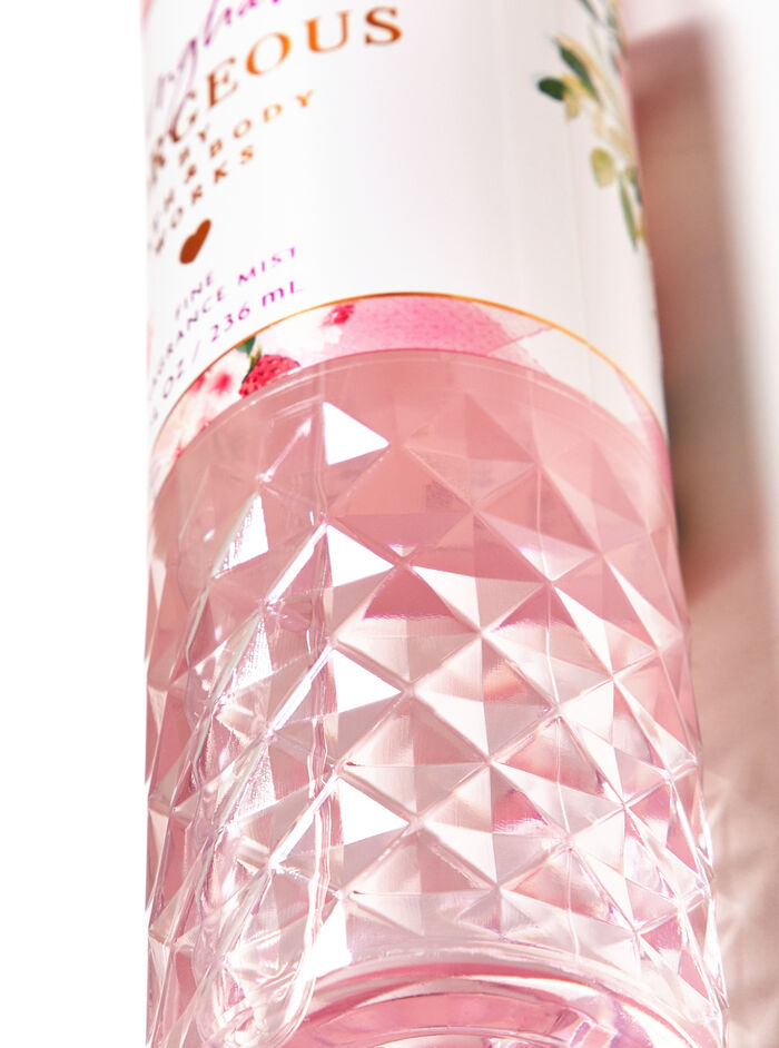 Gingham Gorgeous Body care/Fragrance/Body sprays & mists Bath & Body Works