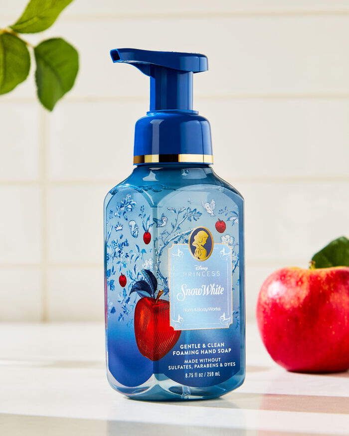 Snow White Hand Soaps & Sanitizers/Hand soaps/Foam soaps Bath & Body Works