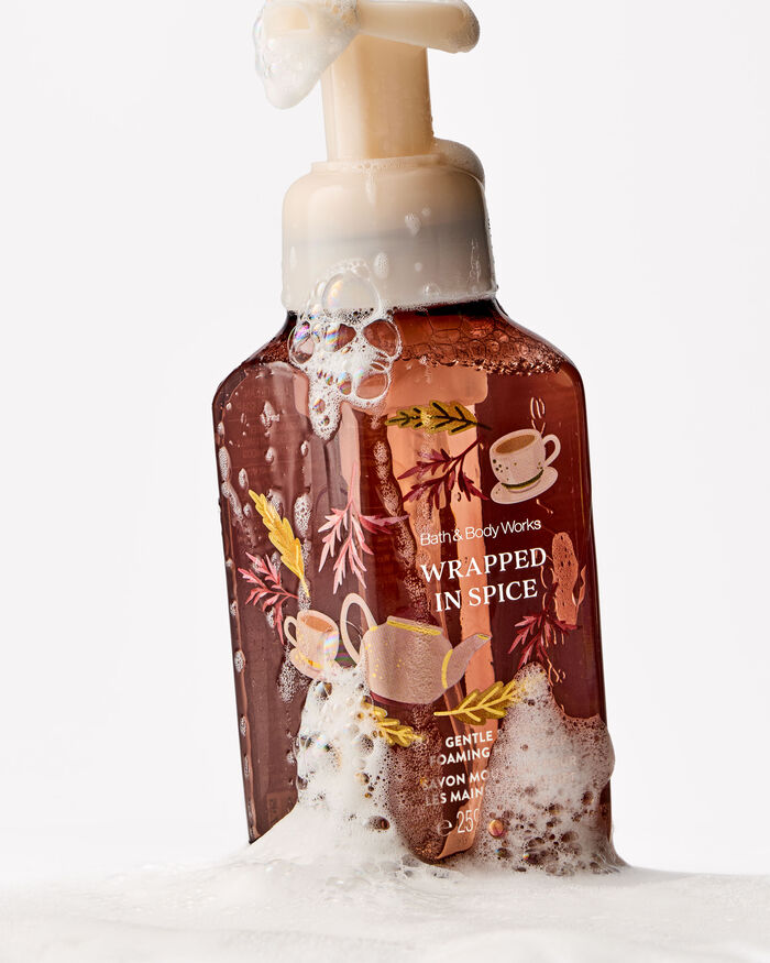 Wrapped In Spice Hand Soaps & Sanitizers/Hand soaps/Foam soaps Bath & Body Works