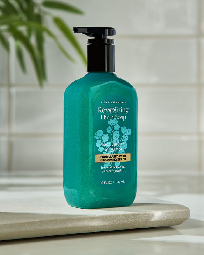 Eucalyptus & Bergamot Novit&agrave;/Nuovi Arrivi/Tutte le novit&agrave; Bath & Body Works