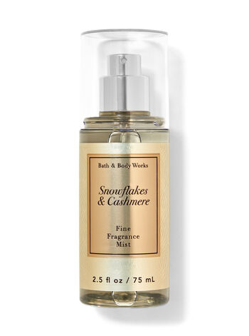 Snowflakes & Cashmere IDEE REGALO/IN EVIDENZA/Anteprima Collezione Natale Bath & Body Works1