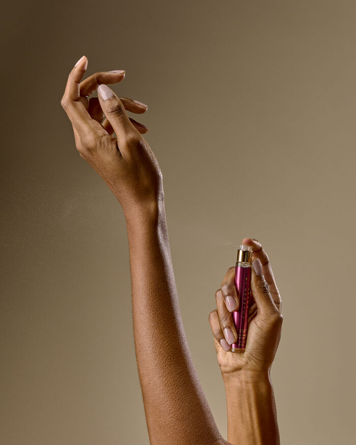 Covered In Roses Body care/Fragrance/Perfume Bath & Body Works