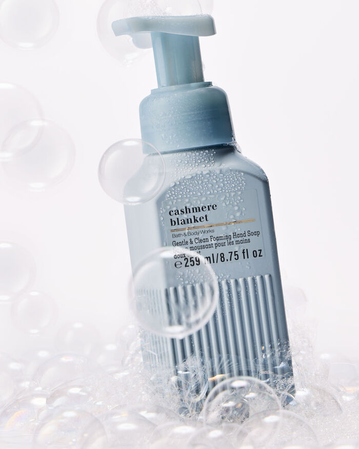 Cashmere Blanket Hand Soaps & Sanitizers/Hand soaps/Foam soaps Bath & Body Works