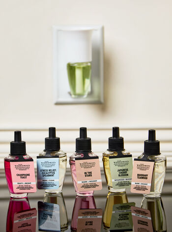 In the Stars Home Fragrance/Home & Car Air fresheners/Wallflowers refill Bath & Body Works3